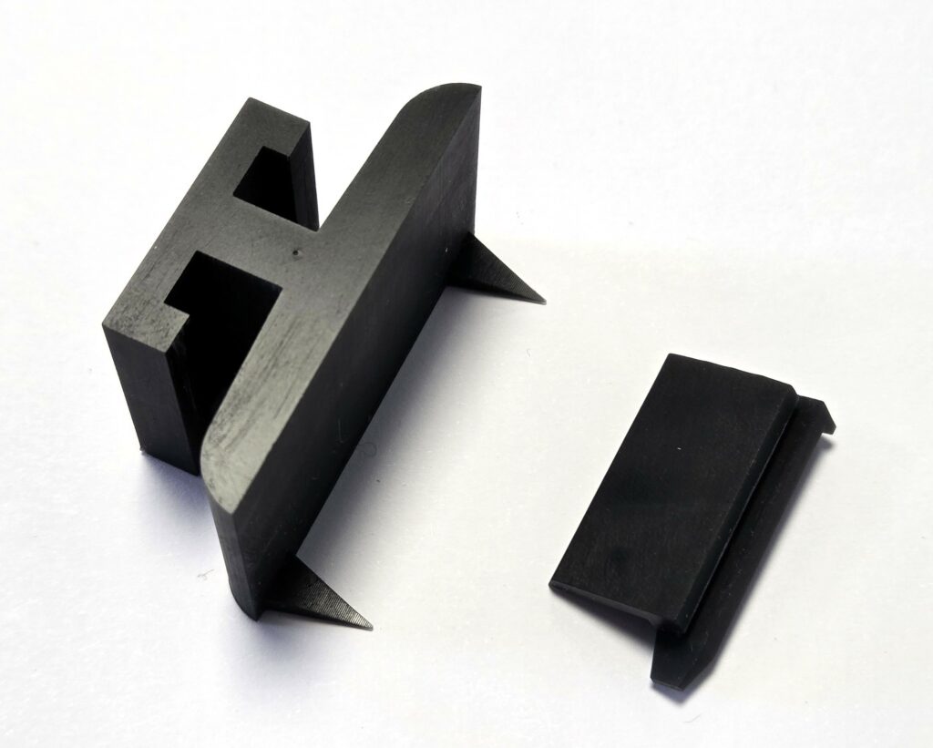 Pièces retrofit porte entrée menuiserie impression 3D résine technique petite série — TiPi3D